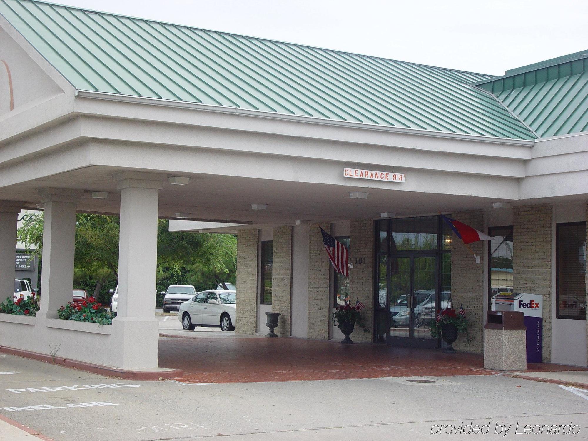 Mayfair Inn Williamston Exterior foto