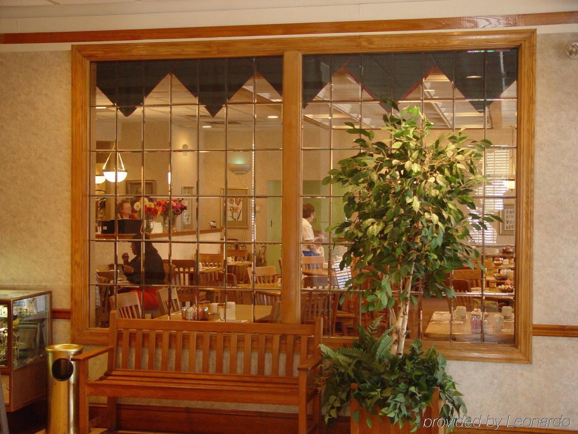 Mayfair Inn Williamston Restaurant foto
